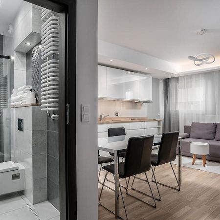 Rentplanet - Apartamenty Atal Tower Wroclaw Bagian luar foto