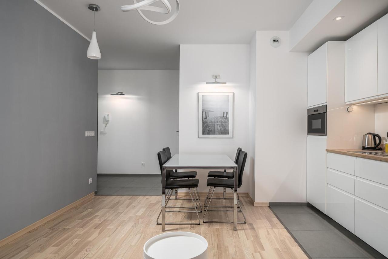 Rentplanet - Apartamenty Atal Tower Wroclaw Bagian luar foto