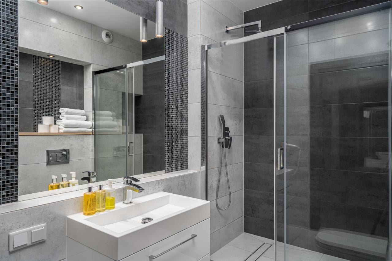 Rentplanet - Apartamenty Atal Tower Wroclaw Bagian luar foto