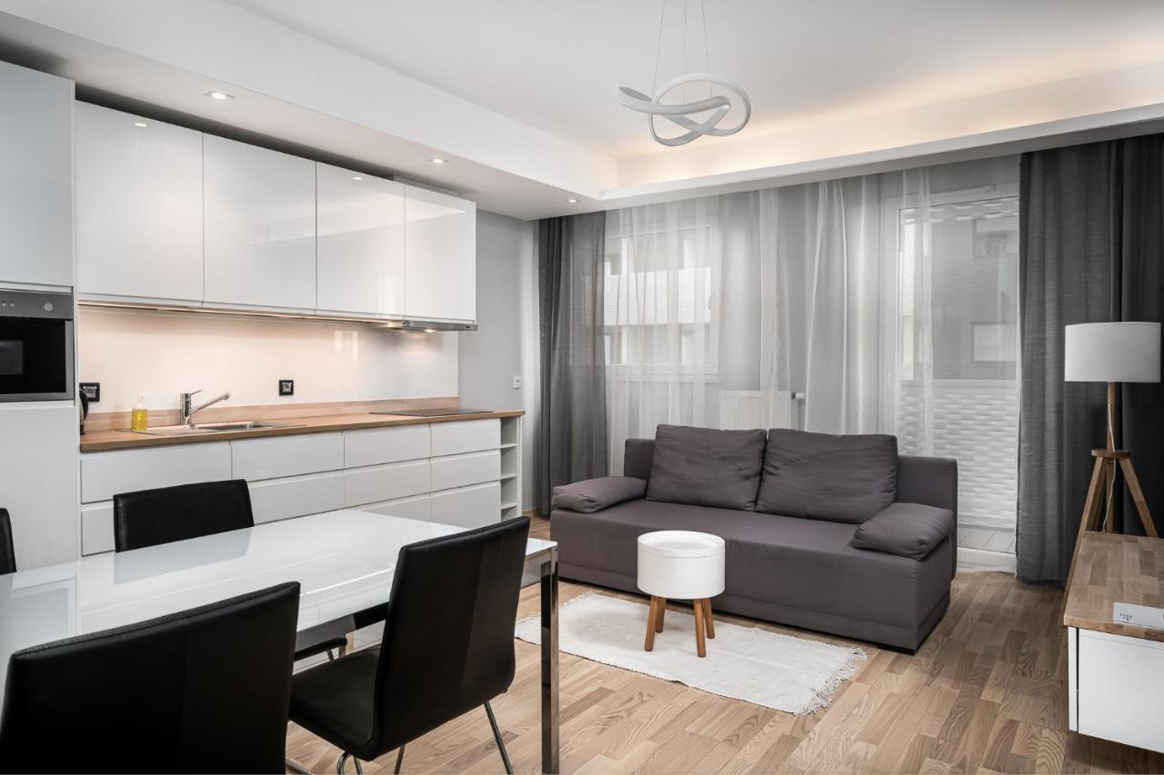 Rentplanet - Apartamenty Atal Tower Wroclaw Bagian luar foto