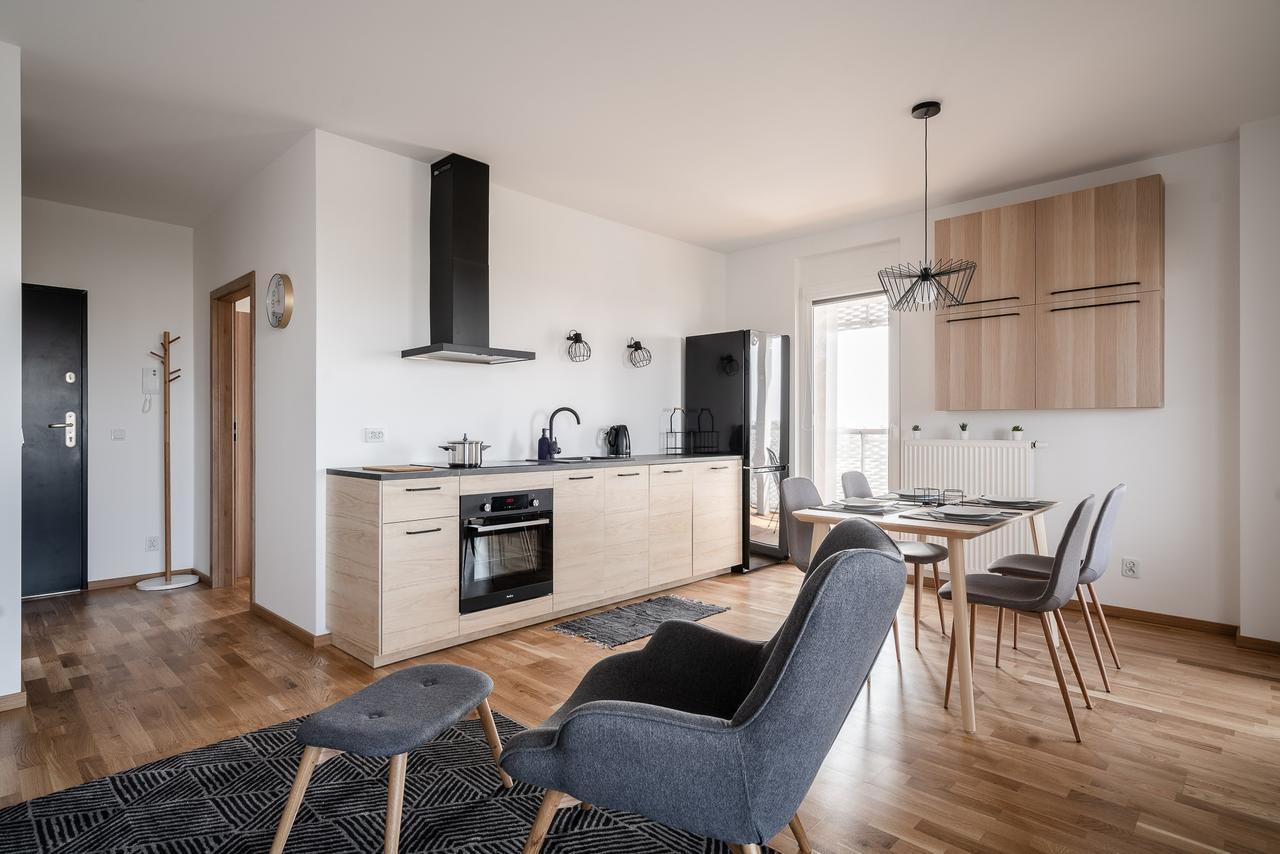Rentplanet - Apartamenty Atal Tower Wroclaw Bagian luar foto