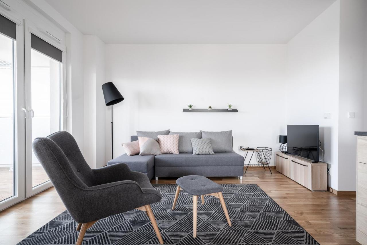 Rentplanet - Apartamenty Atal Tower Wroclaw Bagian luar foto