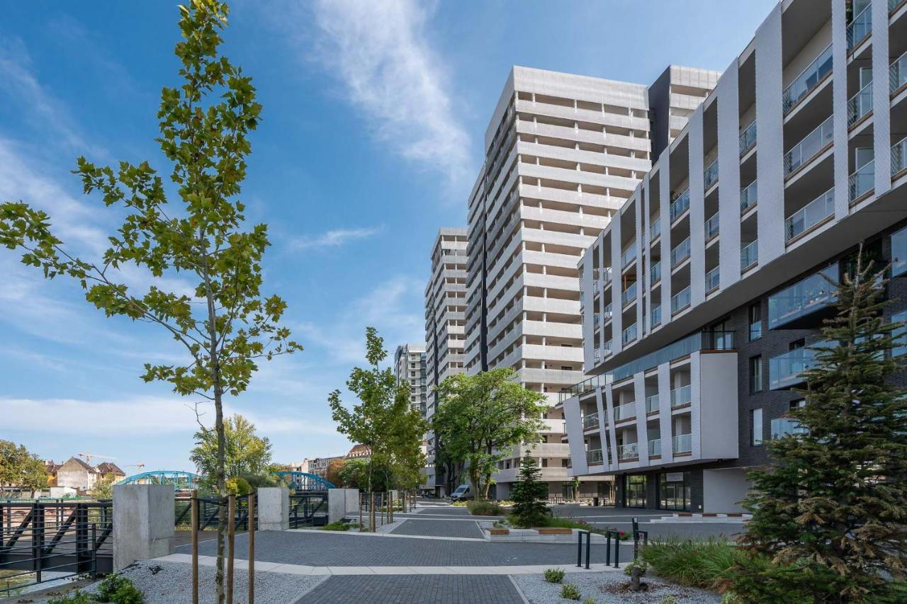 Rentplanet - Apartamenty Atal Tower Wroclaw Bagian luar foto
